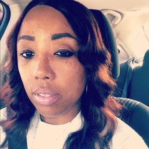 Meet your Posher, Lenore